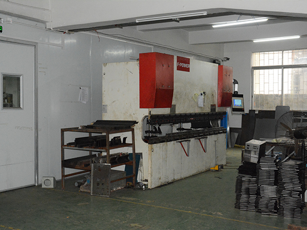 折彎?rùn)C(jī) 折彎?rùn)C(jī)